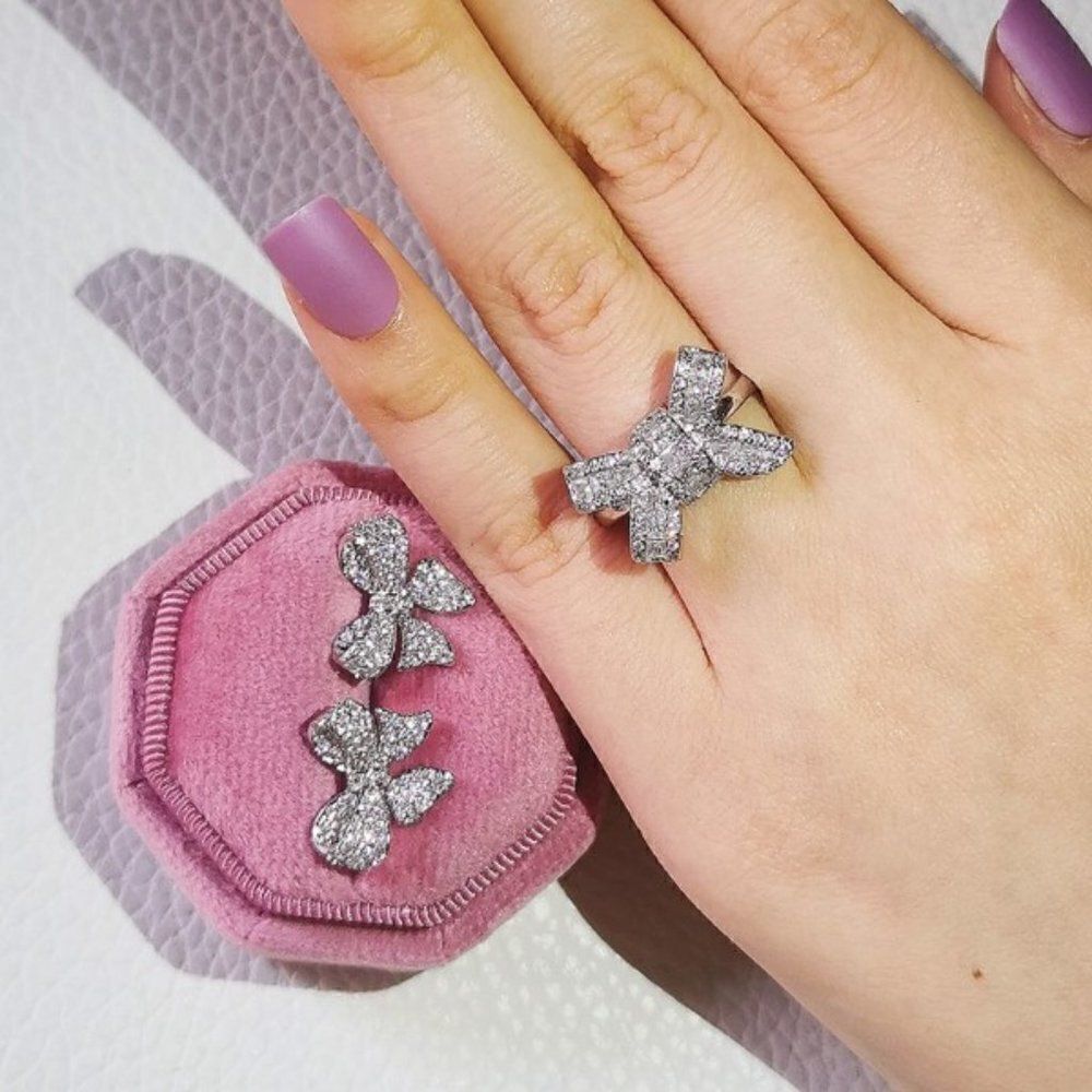 STERLING SILVER BAGUETTE DIAMOND BOW RING AND EARRING SET